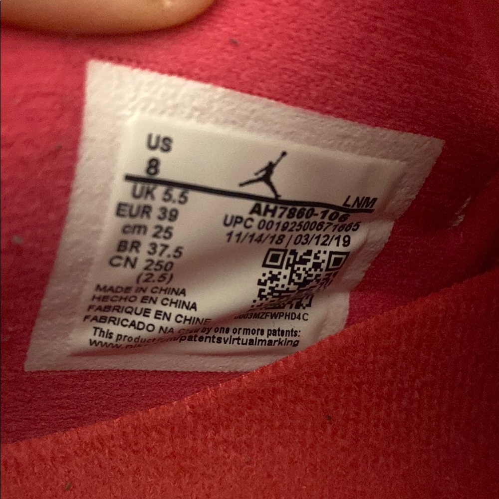 Jordan 11 Retro Low Pink Snakeskin Women’s size 8 - Picture 2 of 5